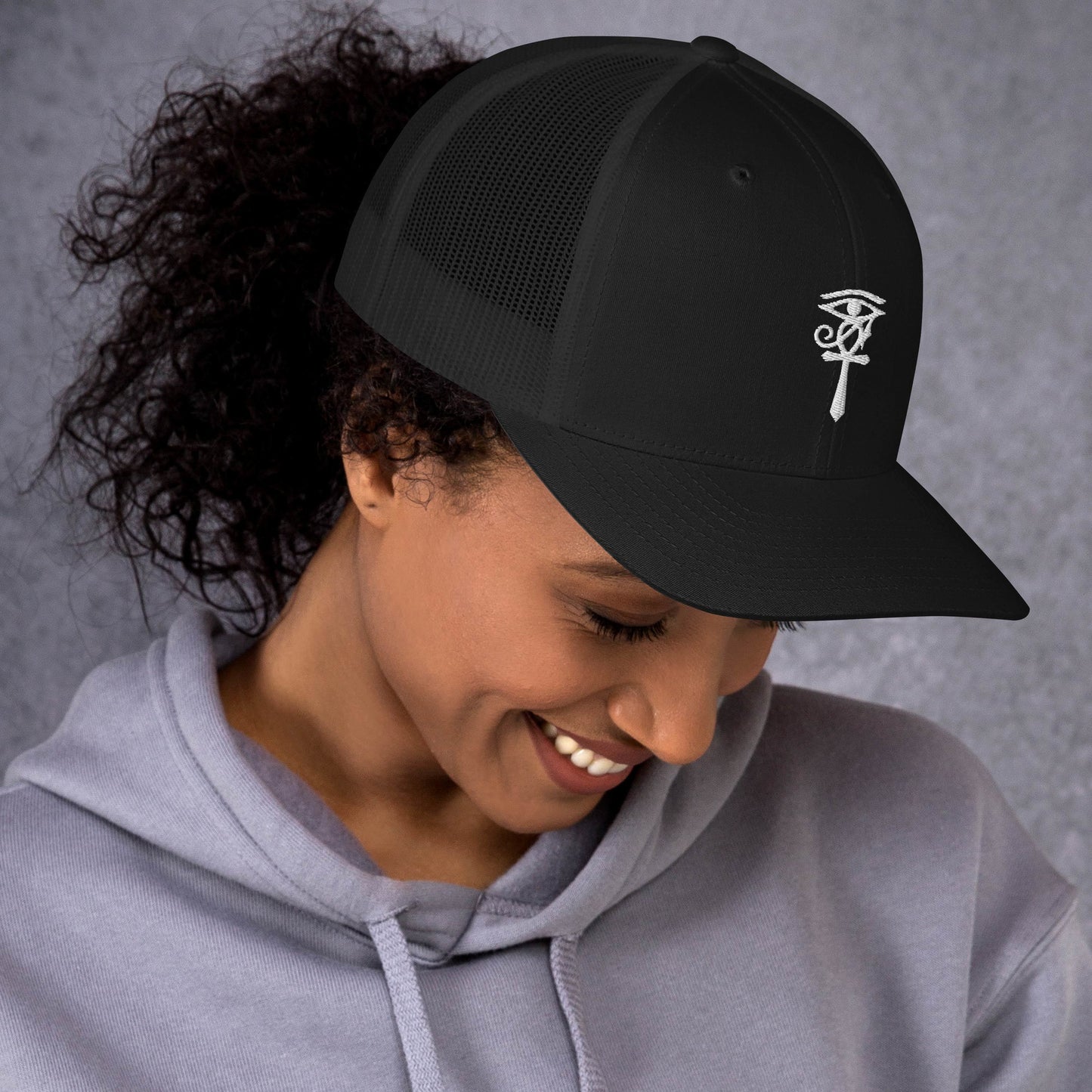 Trucker cap - Ankh Visionary